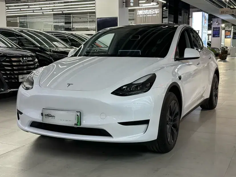 2024 Tesla Model Y BEV 60KWH