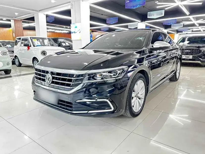 2021 Volkswagen Passat 2.0T 186HP L4 7DCT