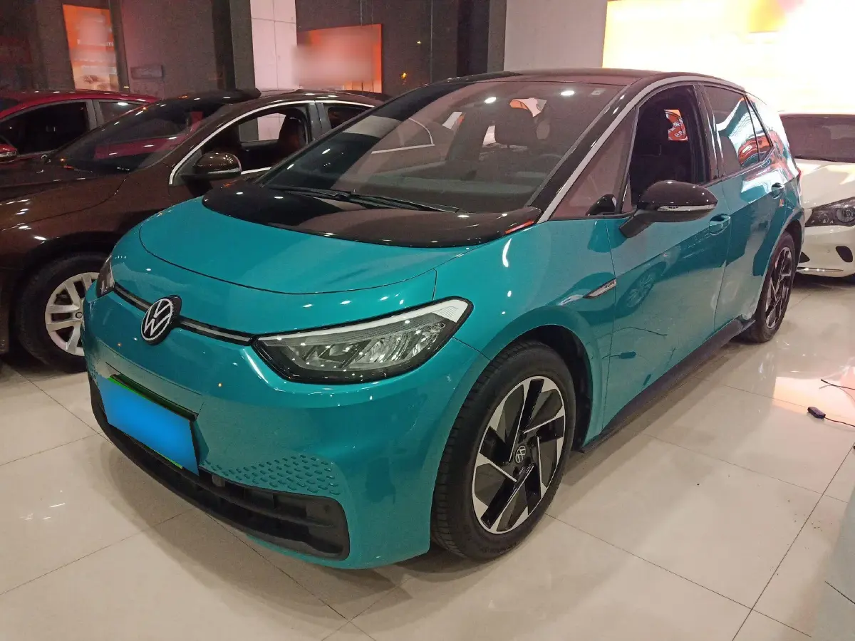 2023 Volkswagen ID.3 BEV 52.8KWH