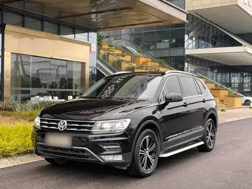2019 Volkswagen Tiguan L 2.0T 186HP L4 7DCT