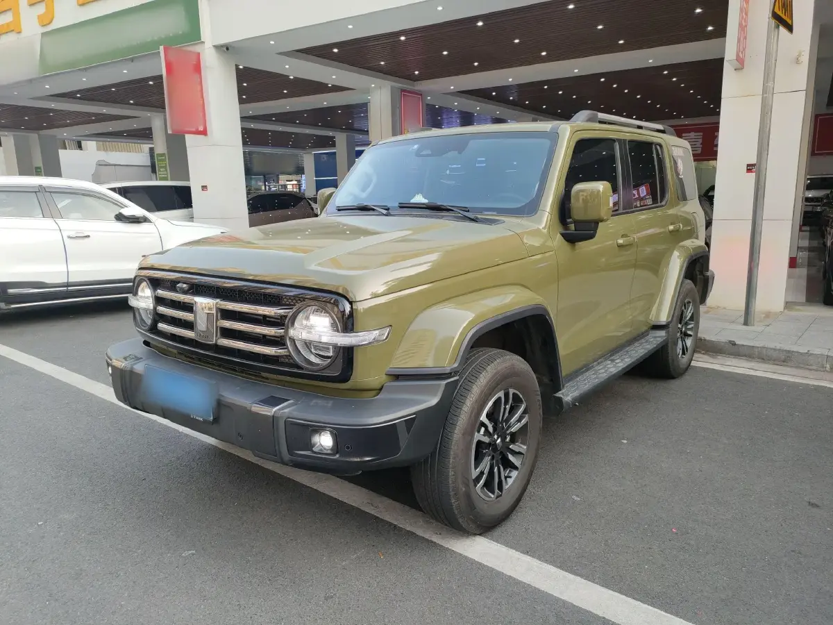 2021 Tank 300 2.0T 227HP L4 8AT