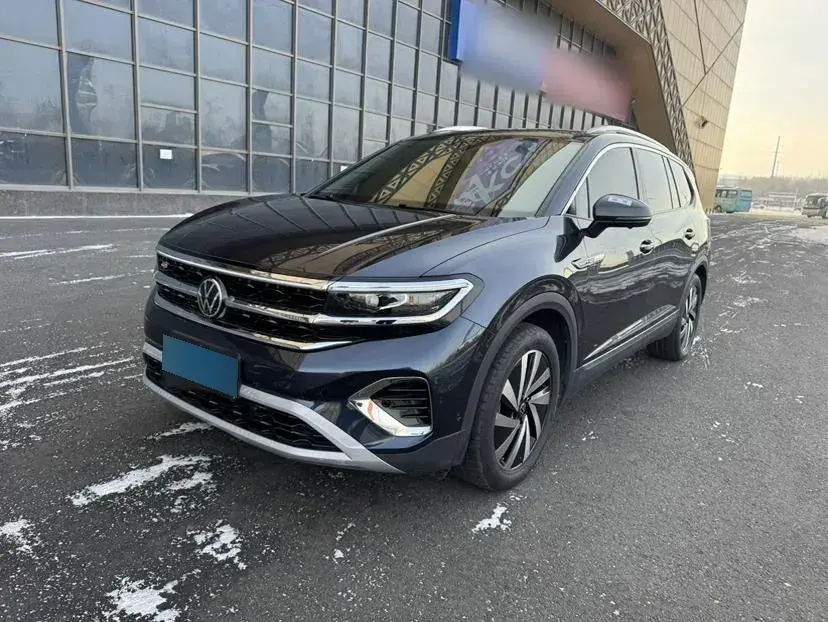 2021 Volkswagen Talagon 2.0T 220HP L4 7DCT