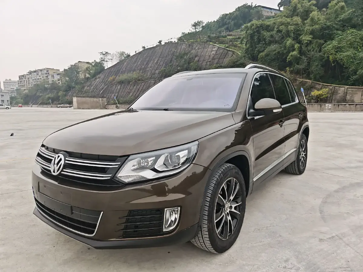 2015 Volkswagen Tiguan 1.8T 160HP L4 6AT