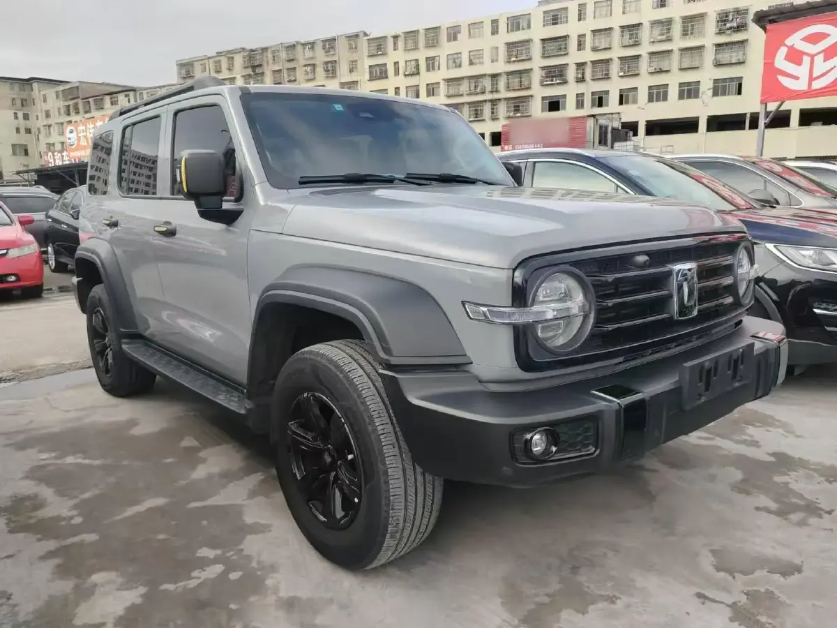 2021 Tank 300 2.0T 227HP L4 8AT