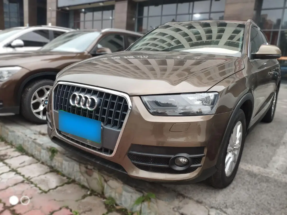 2013 Audi Q3 2.0T 170HP L4 7DCT