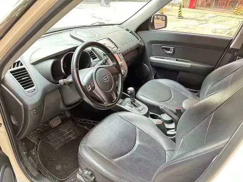 2013 Kia Soul 1.6L 123HP L4 4AT,autocango,china used car exporter,china ev exporter,chinese used car exporter,chinese used ev exporter