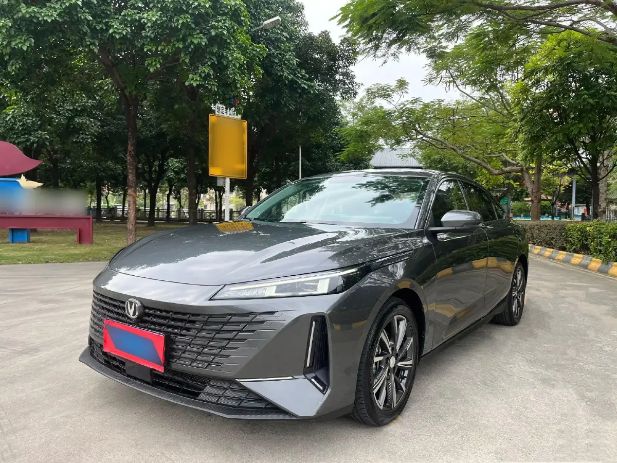 2023 ChangAn Lamore 1.5T 170HP L4 7DCT