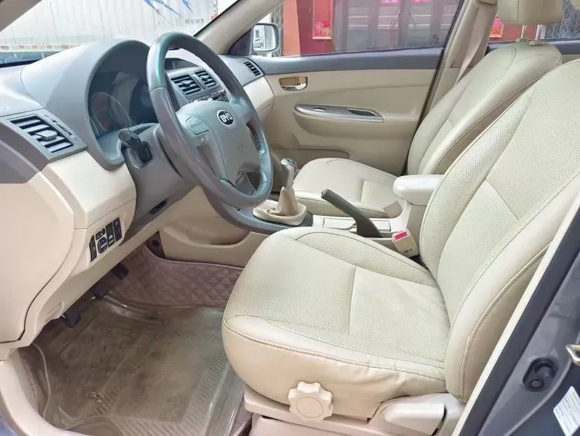 2012 BYD L3 1.5L 109HP L4 5MT,autocango,china used car exporter,china ev exporter,chinese used car exporter,chinese used ev exporter