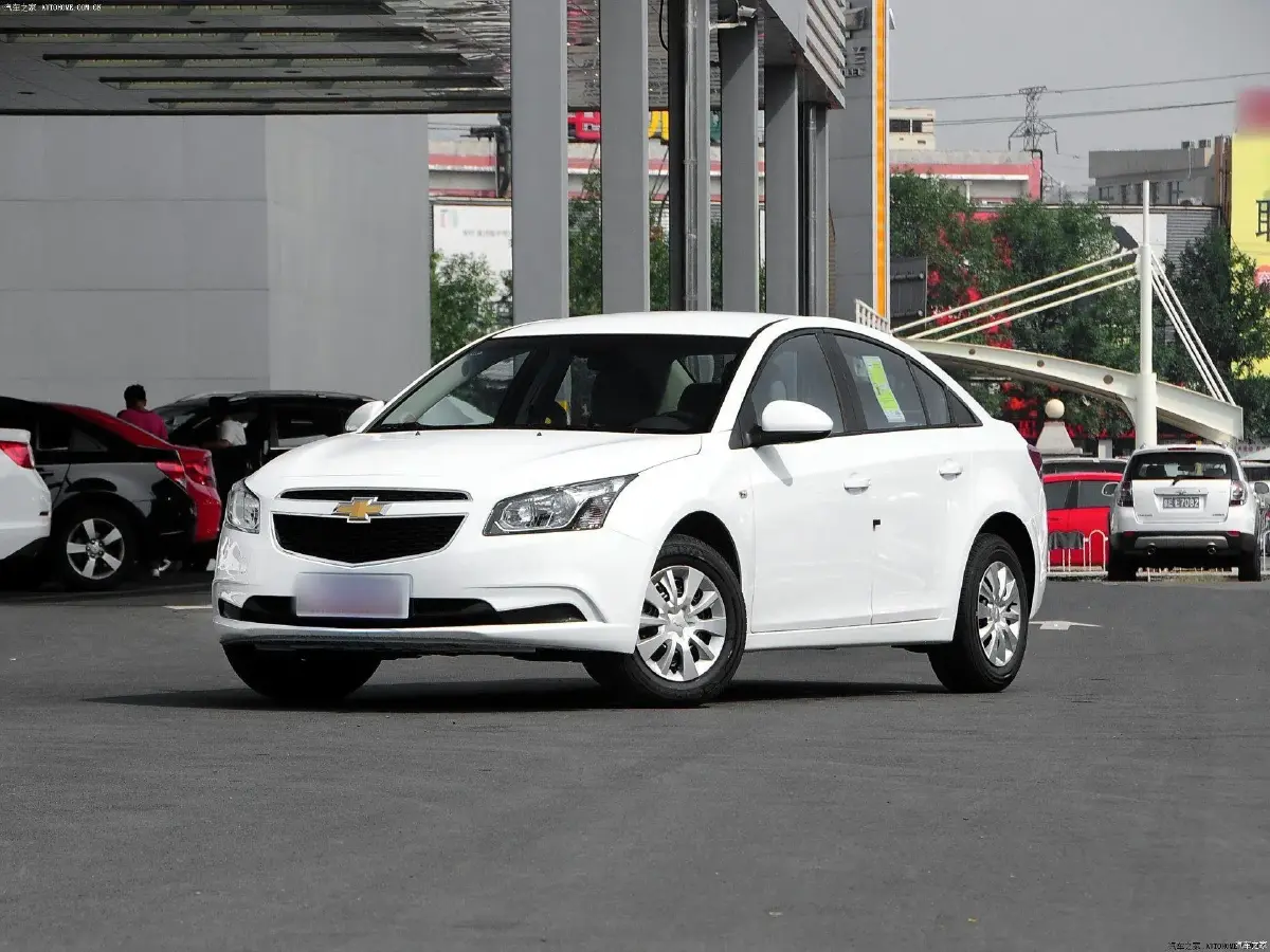 2015 Chevrolet Cruze 1.5L 113HP L4 6AT