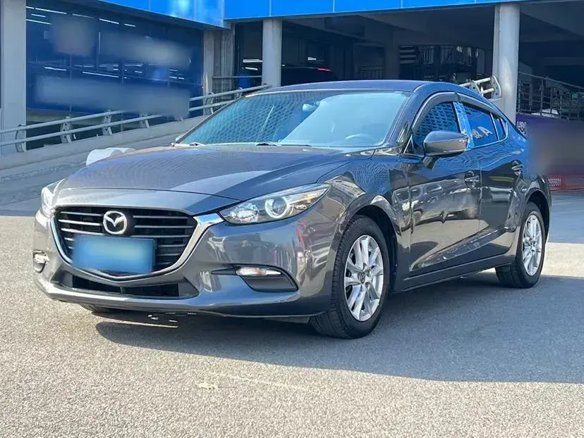 2017 Mazda 3 Axela 1.5L 117HP L4 6MT