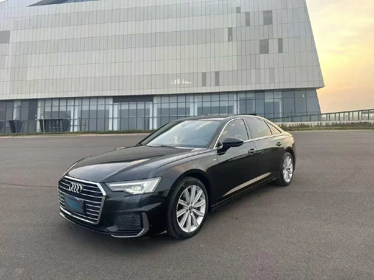 2021 Audi A6L 2.0T 224HP L4 7DCT