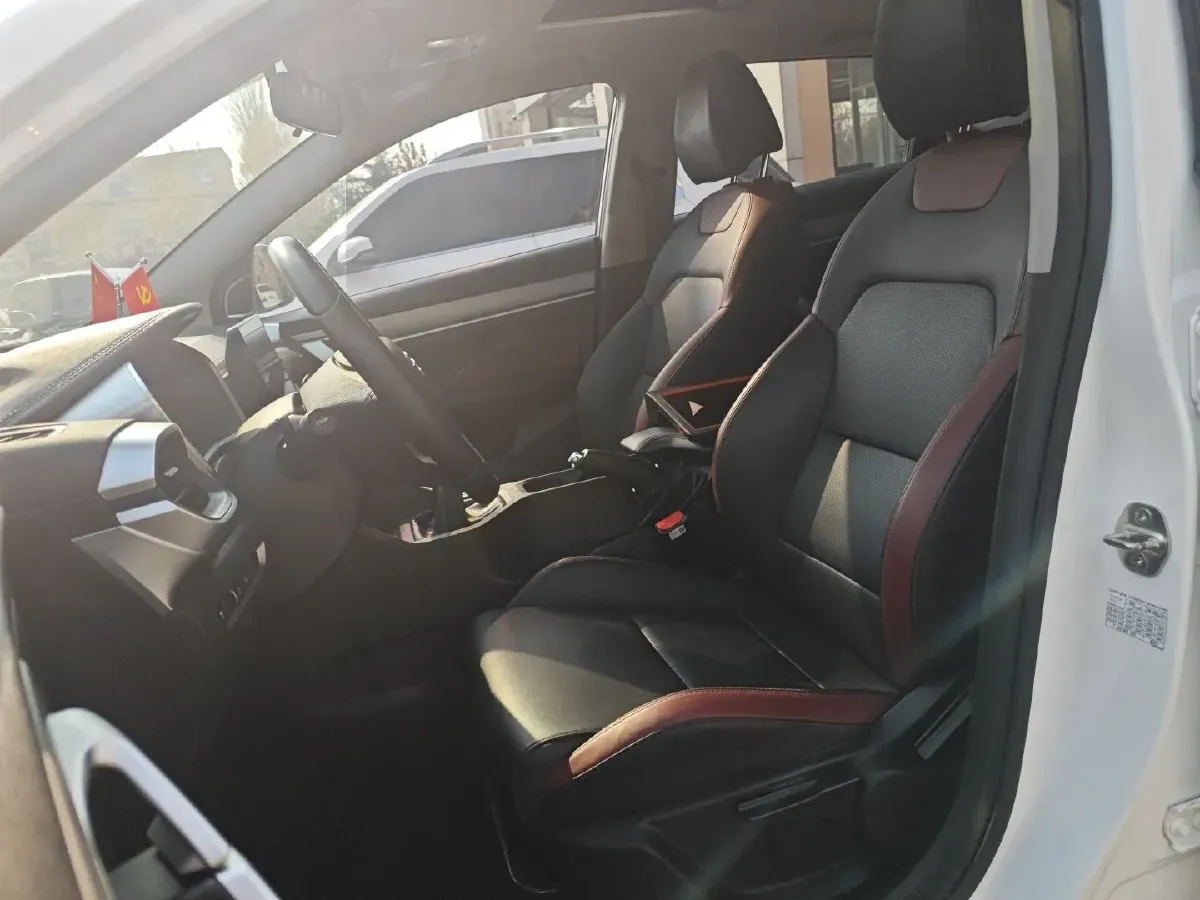 2020 Geely Coolray 1.4T 141HP L4 6MT,autocango,china used car exporter,china ev exporter,chinese used car exporter,chinese used ev exporter