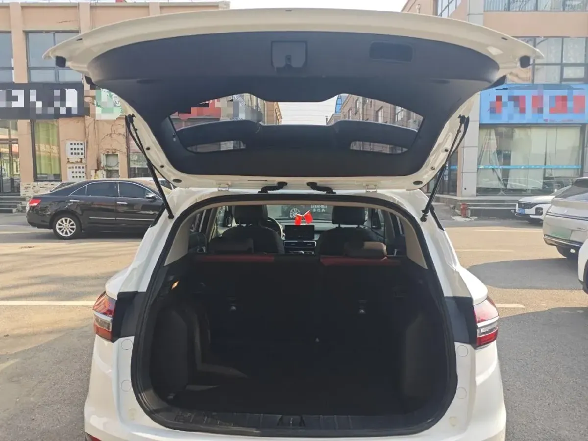 2020 Geely Coolray 1.4T 141HP L4 6MT,autocango,china used car exporter,china ev exporter,chinese used car exporter,chinese used ev exporter