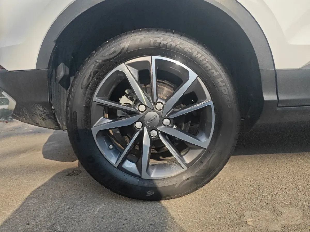 2020 Geely Coolray 1.4T 141HP L4 6MT,autocango,china used car exporter,china ev exporter,chinese used car exporter,chinese used ev exporter