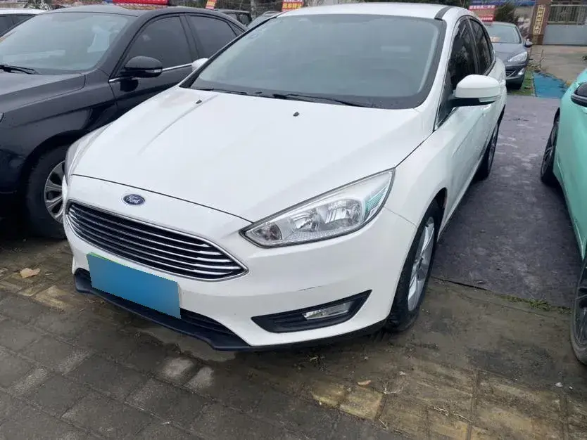 2017 Ford Focus 1.6L 125HP L4 6DCT