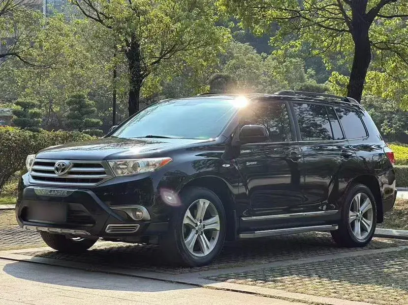 2011 Toyota Highlander 2.7L 188HP L4 6AT