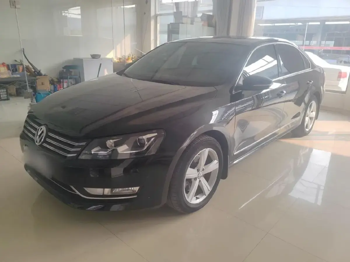 2013 Volkswagen Passat 1.8T 160HP L4 7DCT
