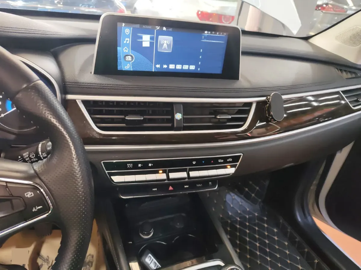 2017 DongFeng Fengon Fengon 580 1.5T 150HP L4 6MT,autocango,china used car exporter,china ev exporter,chinese used car exporter,chinese used ev exporter