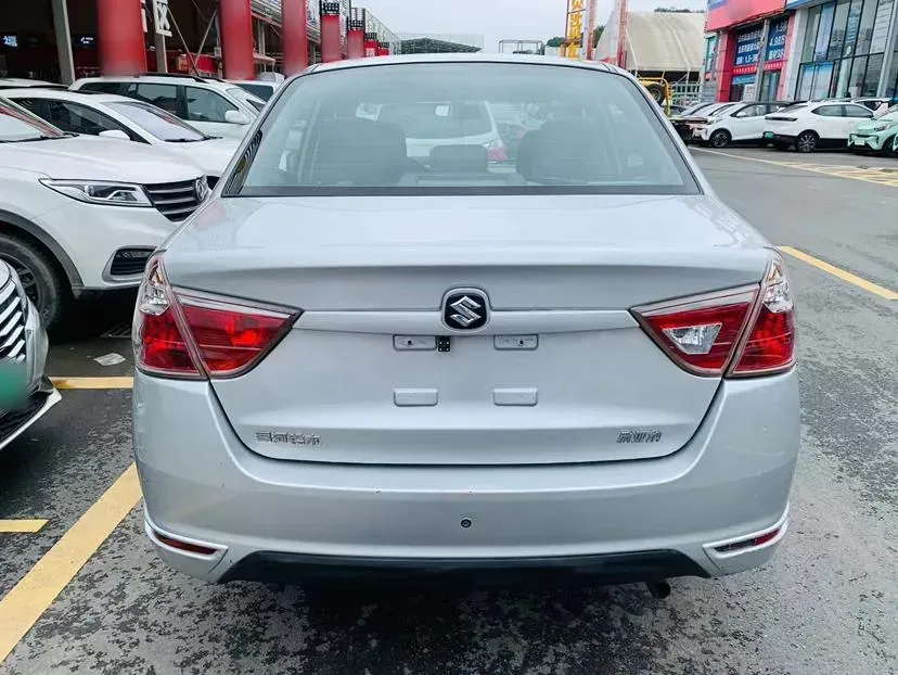 2014 Suzuki Liana A6 1.4L 101HP L4 5MT,autocango,china used car exporter,china ev exporter,chinese used car exporter,chinese used ev exporter