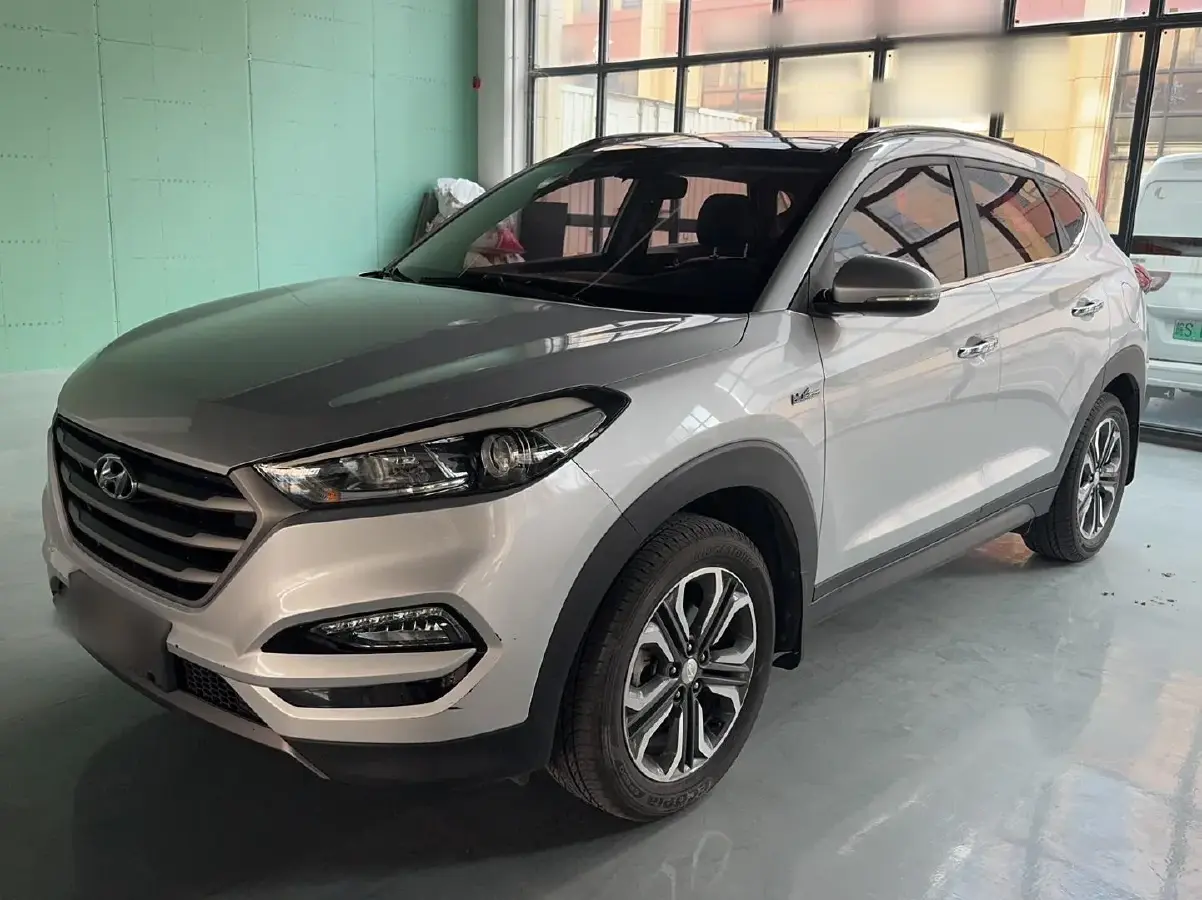 2015 Hyundai Tucson 1.6T 177HP L4 7DCT