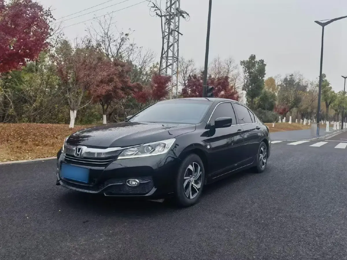 2016 Honda Accord 2.0L 155HP L4 CVT