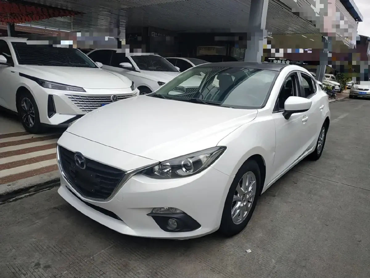 2014 Mazda 3 Axela 1.5L 117HP L4 6AT