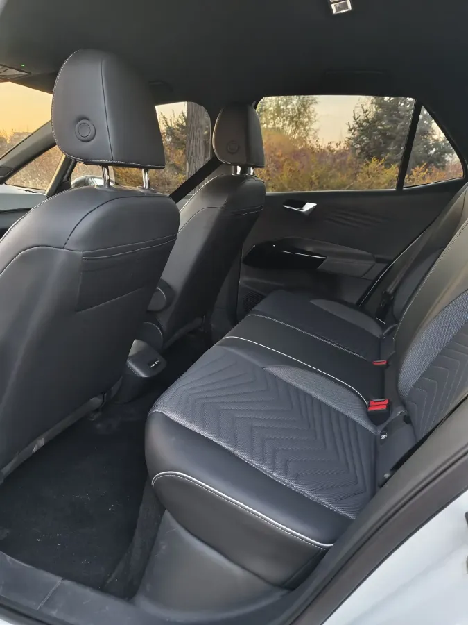 2023 Volkswagen ID.3 BEV 52.8KWH,autocango,china used car exporter,china ev exporter,chinese used car exporter,chinese used ev exporter