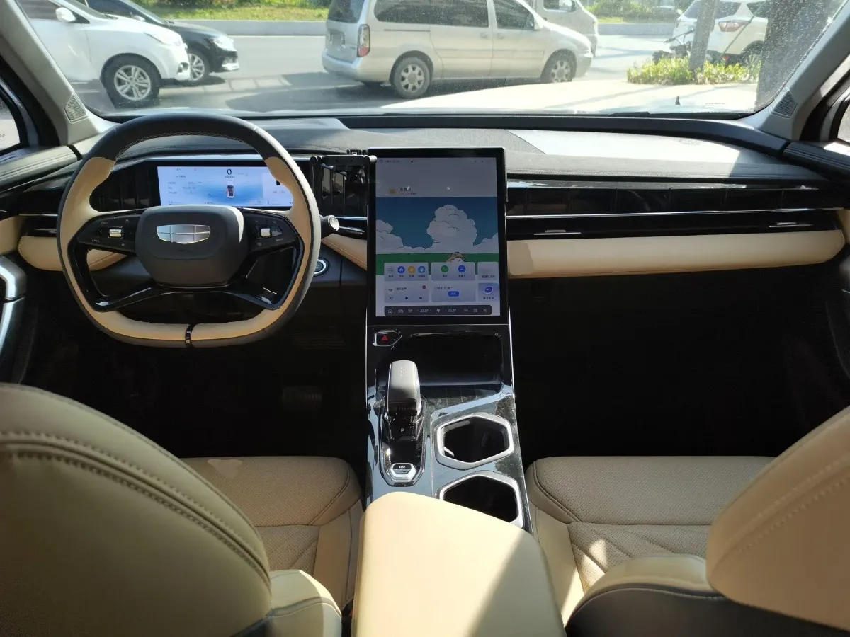 2023 Geely StarRay 1.5T 181HP L4 7DCT,autocango,china used car exporter,china ev exporter,chinese used car exporter,chinese used ev exporter