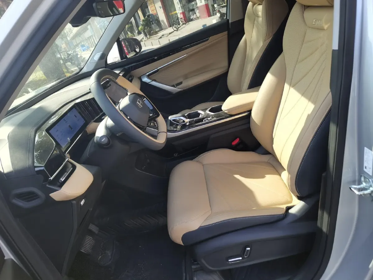 2023 Geely StarRay 1.5T 181HP L4 7DCT,autocango,china used car exporter,china ev exporter,chinese used car exporter,chinese used ev exporter