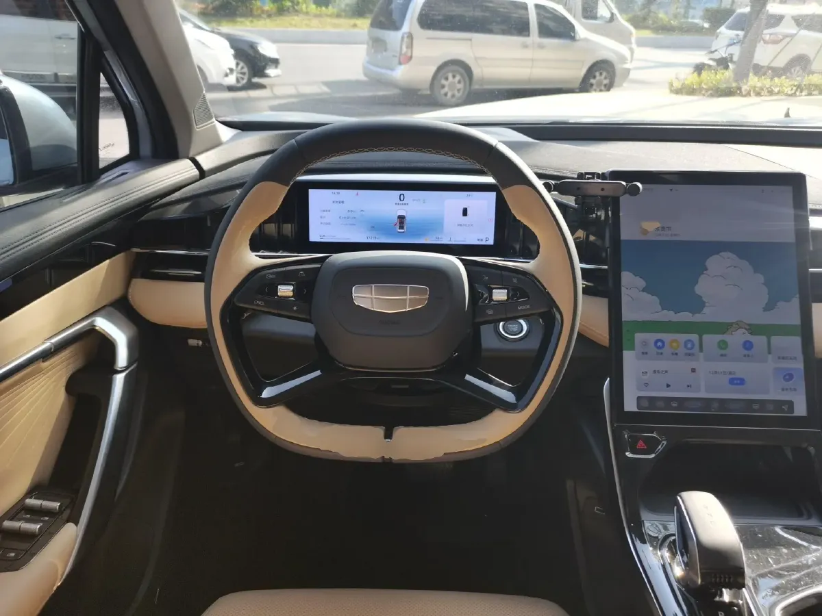 2023 Geely StarRay 1.5T 181HP L4 7DCT,autocango,china used car exporter,china ev exporter,chinese used car exporter,chinese used ev exporter