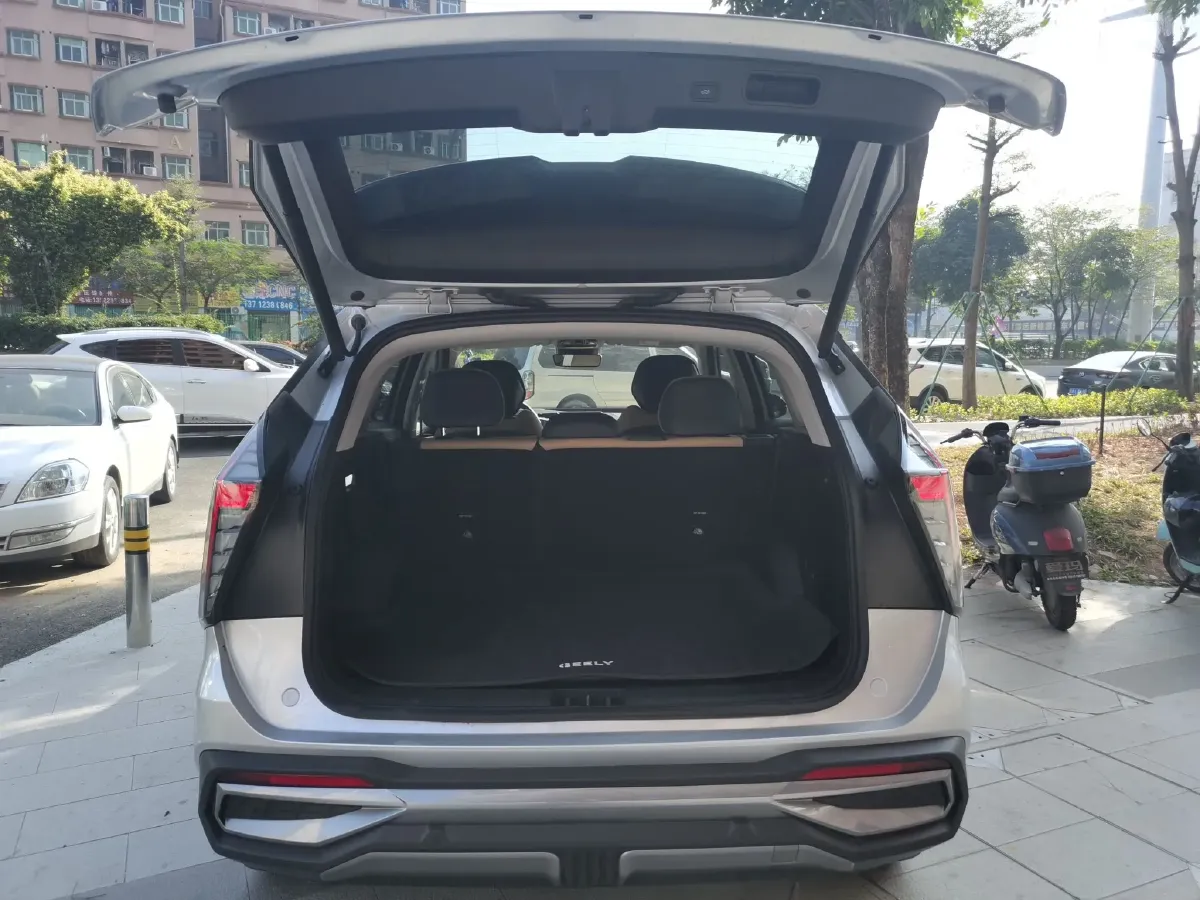 2023 Geely StarRay 1.5T 181HP L4 7DCT,autocango,china used car exporter,china ev exporter,chinese used car exporter,chinese used ev exporter