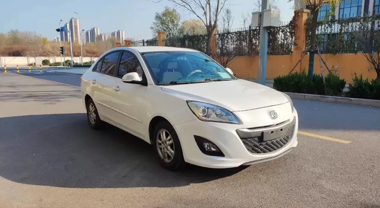 2012 ChangAn Alsvin V5 1.5L 114HP L4 5MT,autocango,china used car exporter,china ev exporter,chinese used car exporter,chinese used ev exporter