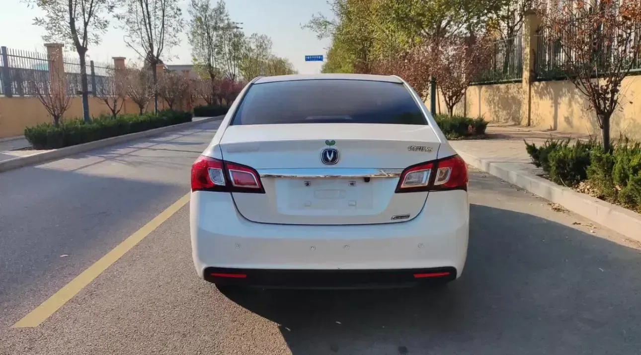 2012 ChangAn Alsvin V5 1.5L 114HP L4 5MT,autocango,china used car exporter,china ev exporter,chinese used car exporter,chinese used ev exporter