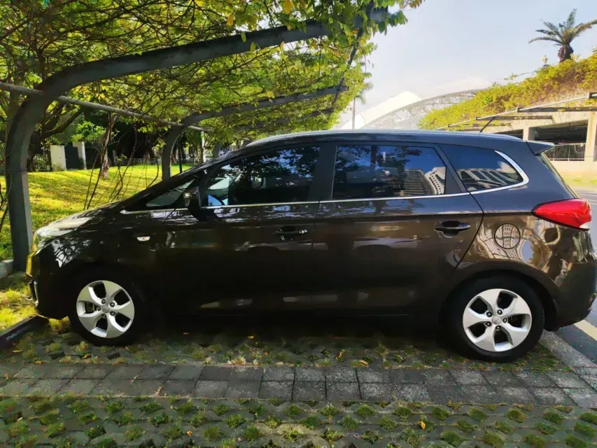 2013 Kia Carens 2.0L 152HP L4 6AT,autocango,china used car exporter,china ev exporter,chinese used car exporter,chinese used ev exporter