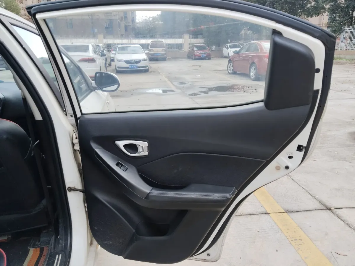 2013 GAC Trumpchi GA3 1.6L 122HP L4 5MT,autocango,china used car exporter,china ev exporter,chinese used car exporter,chinese used ev exporter
