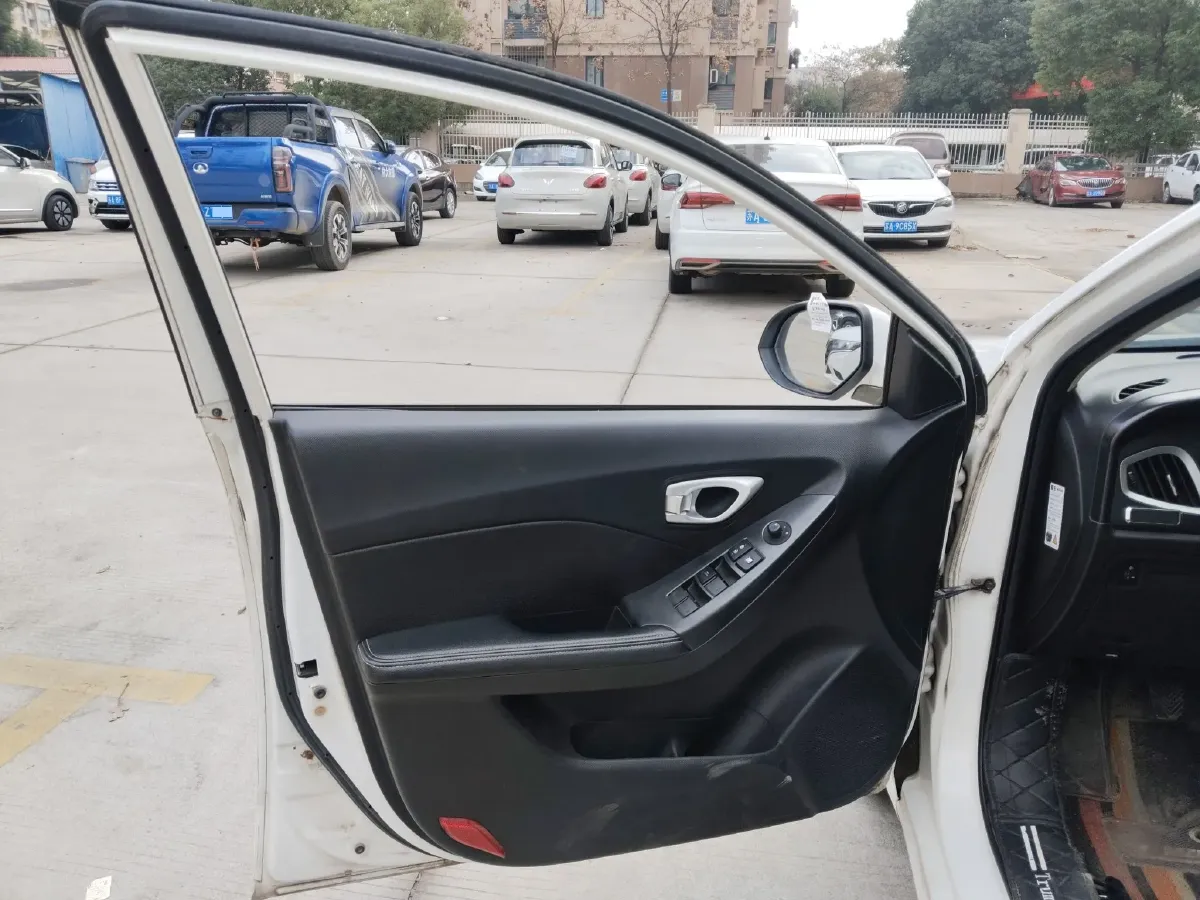 2013 GAC Trumpchi GA3 1.6L 122HP L4 5MT,autocango,china used car exporter,china ev exporter,chinese used car exporter,chinese used ev exporter