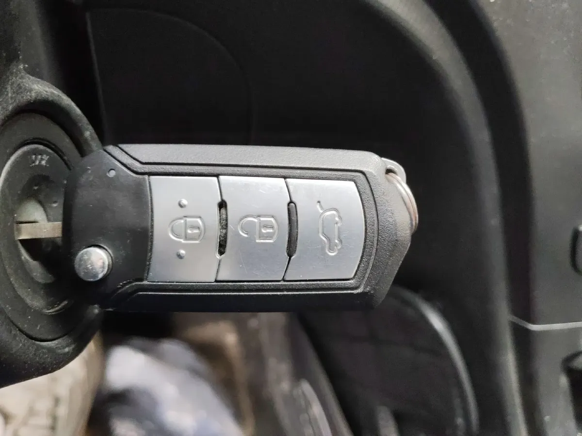 2013 GAC Trumpchi GA3 1.6L 122HP L4 5MT,autocango,china used car exporter,china ev exporter,chinese used car exporter,chinese used ev exporter