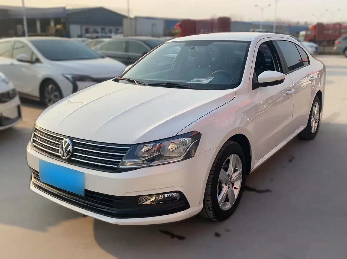 2017 Volkswagen Lavida 1.6L 110HP L4 5MT,autocango,china used car exporter,china ev exporter,chinese used car exporter,chinese used ev exporter