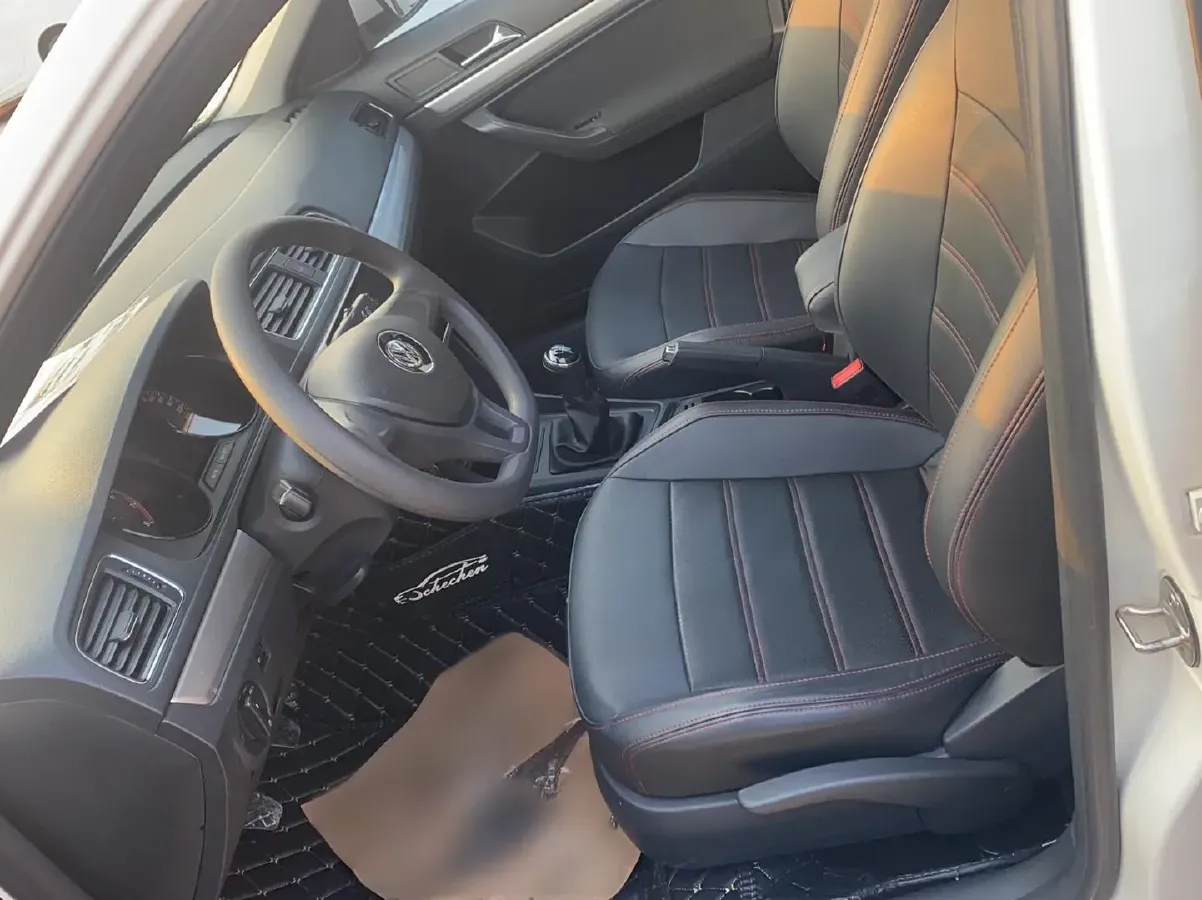 2017 Volkswagen Lavida 1.6L 110HP L4 5MT,autocango,china used car exporter,china ev exporter,chinese used car exporter,chinese used ev exporter