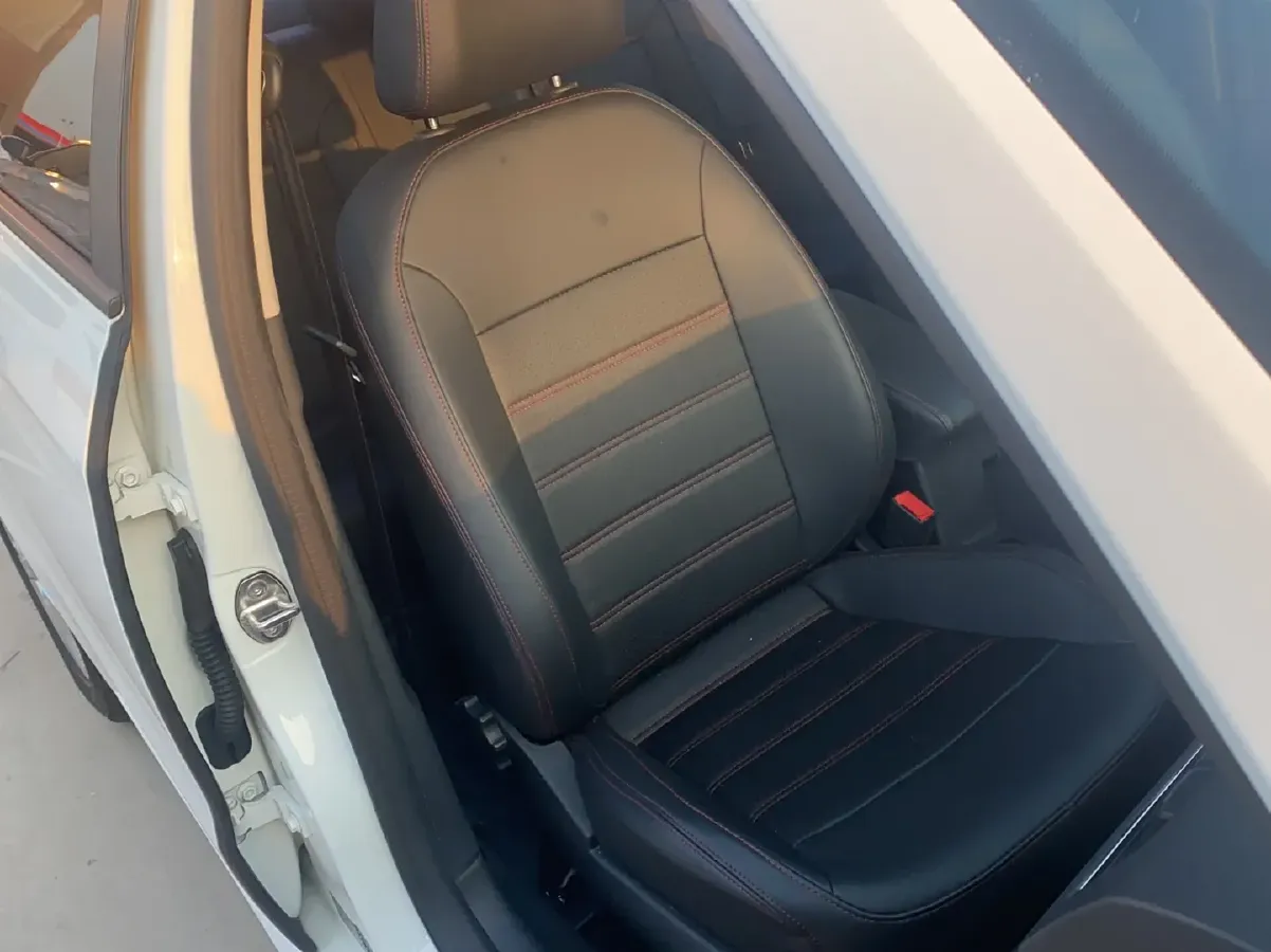 2017 Volkswagen Lavida 1.6L 110HP L4 5MT,autocango,china used car exporter,china ev exporter,chinese used car exporter,chinese used ev exporter