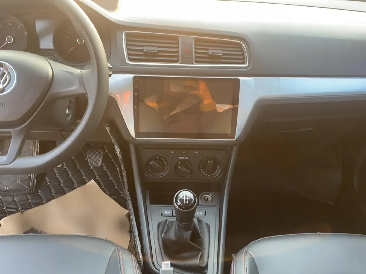 2017 Volkswagen Lavida 1.6L 110HP L4 5MT,autocango,china used car exporter,china ev exporter,chinese used car exporter,chinese used ev exporter