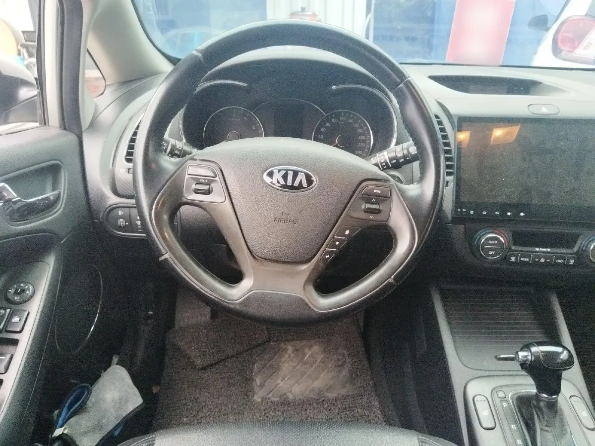 2014 Kia K3S 1.6L 128HP L4 6AT,autocango,china used car exporter,china ev exporter,chinese used car exporter,chinese used ev exporter