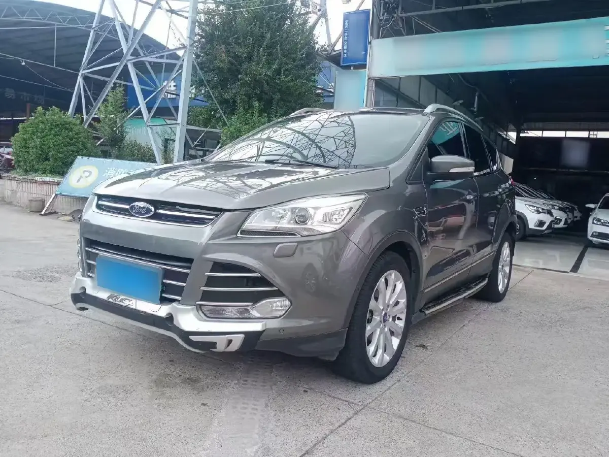 2013 Ford Kuga 2.0T 242HP L4 6AT
