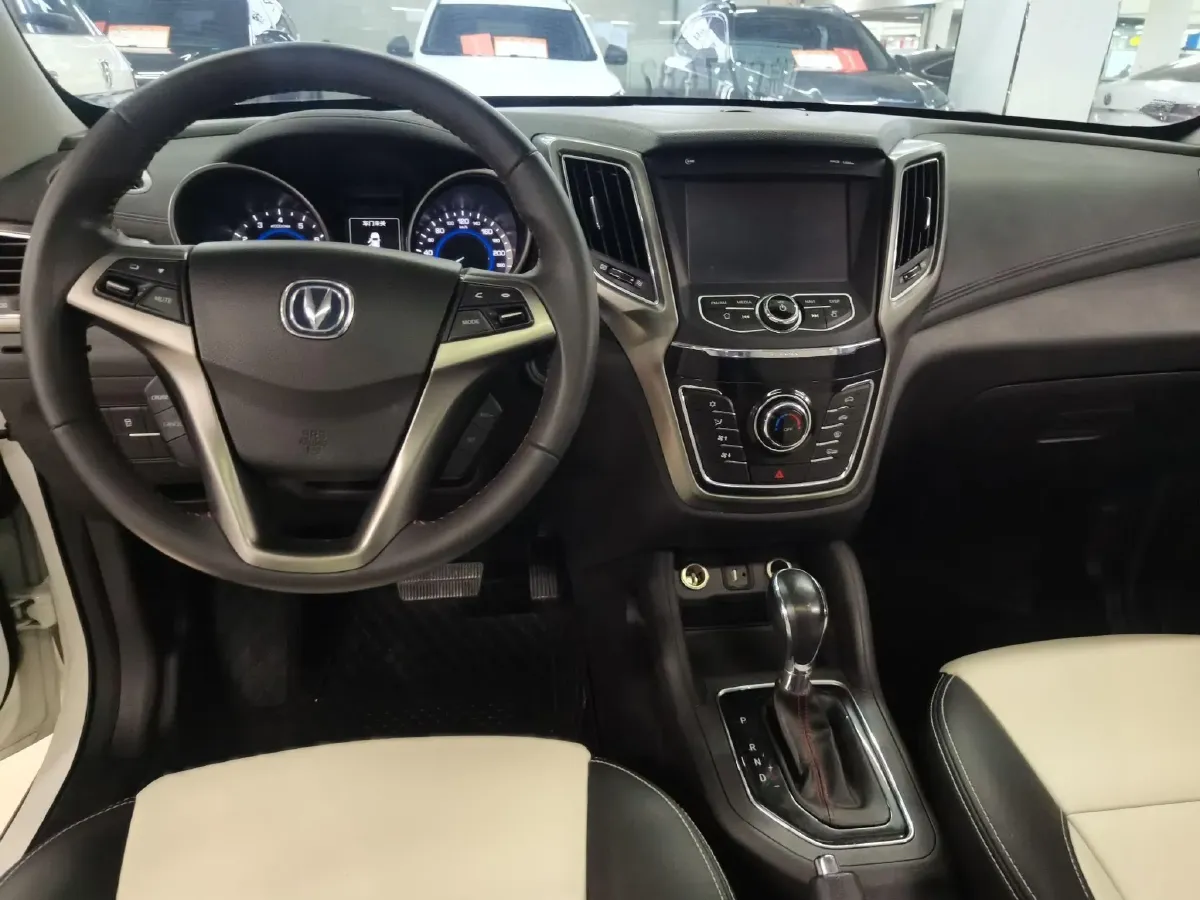 2017 ChangAn CS35 1.6L 125HP L4 4AT,autocango,china used car exporter,china ev exporter,chinese used car exporter,chinese used ev exporter