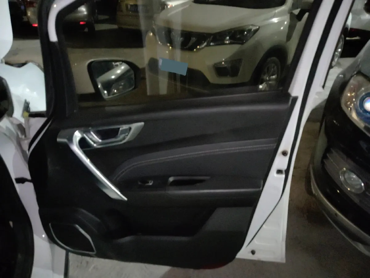 2017 Geely Vision X3 1.5L 102HP L4 4AT,autocango,china used car exporter,china ev exporter,chinese used car exporter,chinese used ev exporter