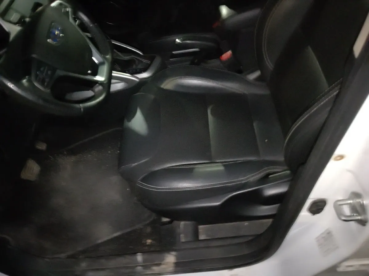 2017 Geely Vision X3 1.5L 102HP L4 4AT,autocango,china used car exporter,china ev exporter,chinese used car exporter,chinese used ev exporter