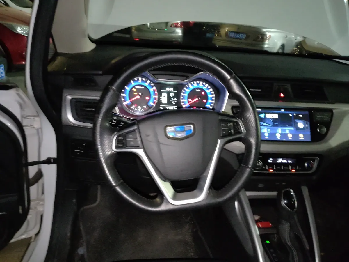 2017 Geely Vision X3 1.5L 102HP L4 4AT,autocango,china used car exporter,china ev exporter,chinese used car exporter,chinese used ev exporter