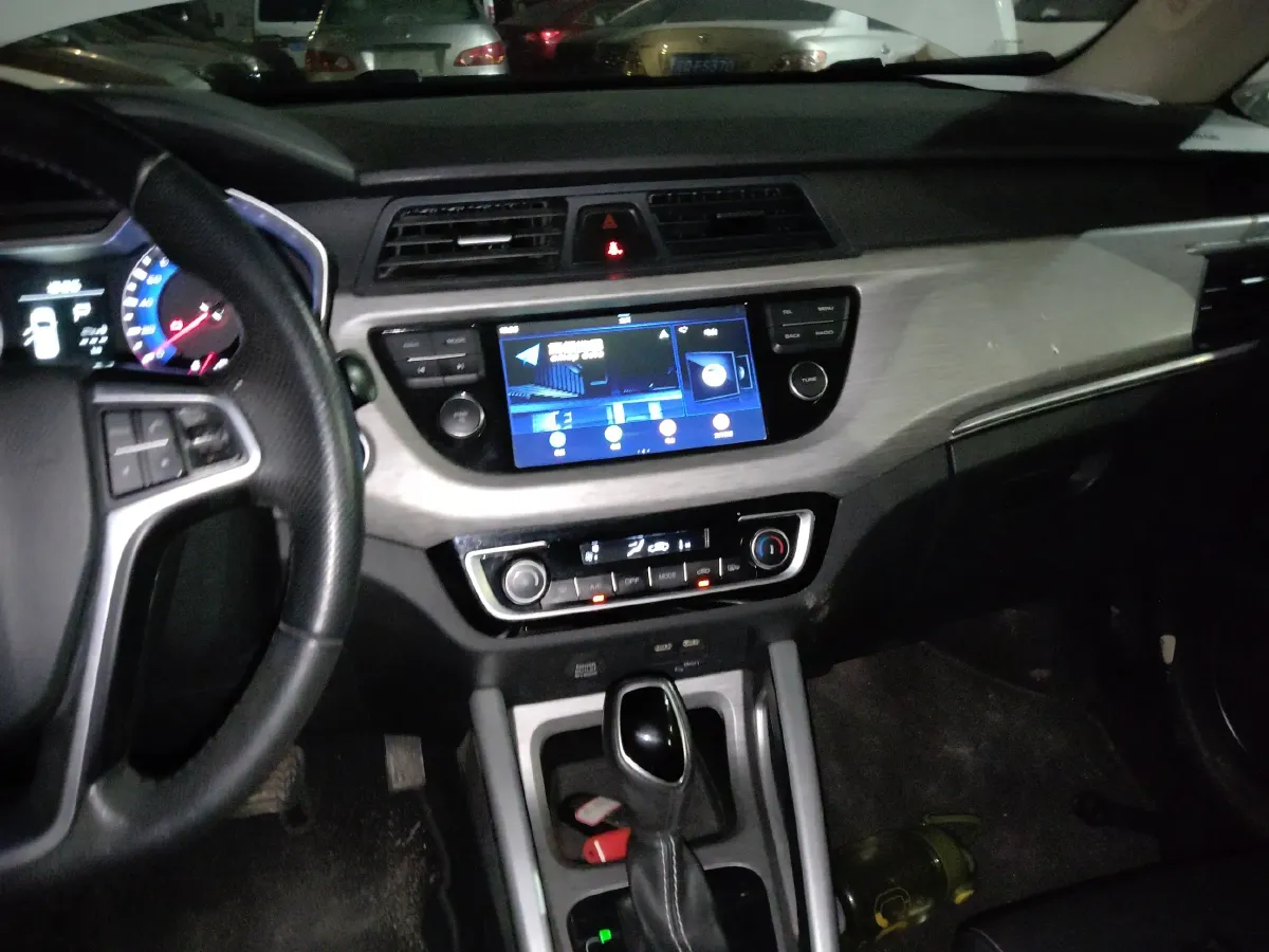 2017 Geely Vision X3 1.5L 102HP L4 4AT,autocango,china used car exporter,china ev exporter,chinese used car exporter,chinese used ev exporter