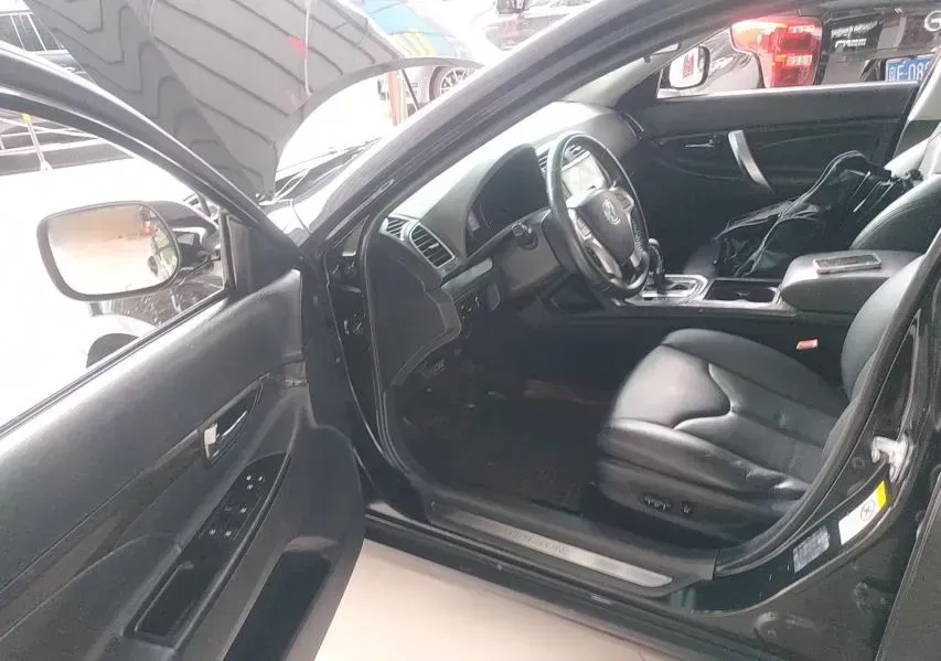 2014 ChangAn Raeton 1.8T 177HP L4 6AT,autocango,china used car exporter,china ev exporter,chinese used car exporter,chinese used ev exporter