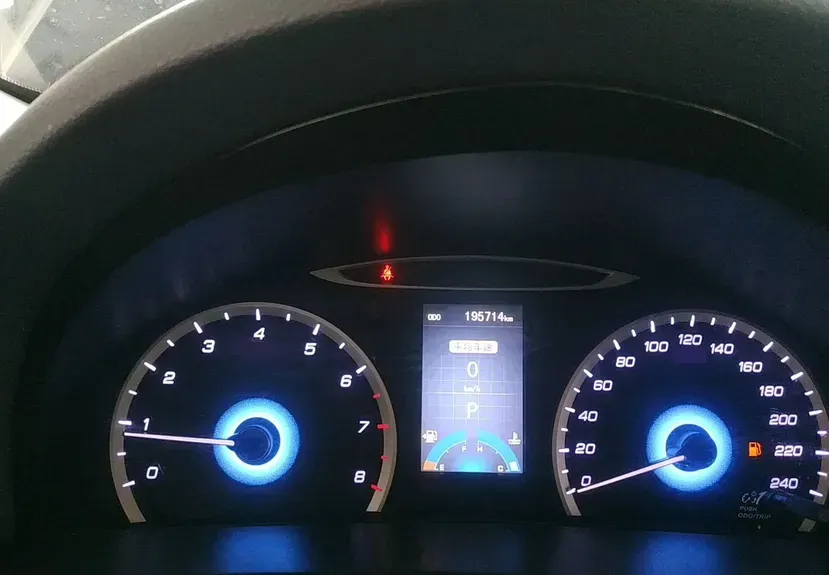 2014 ChangAn Raeton 1.8T 177HP L4 6AT,autocango,china used car exporter,china ev exporter,chinese used car exporter,chinese used ev exporter